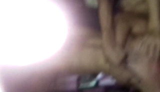 Punhetinha forcada pela turma de safados