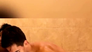 Screaming Bottom Get Fucked