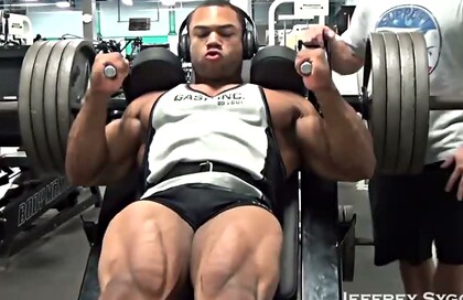 Tyler Cohen and Jordan Janowitz Lifting Weights and Sexy Posing