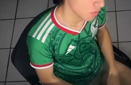 Alesexito se corre