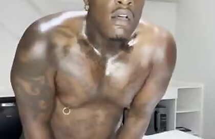 HORNY BRAZILIAN SLUT ARTEDECU MEETS DADDY BLACK XXX