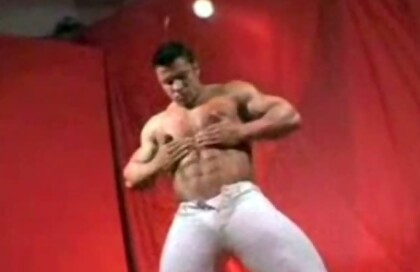 Ricardo Delgado Stripping
