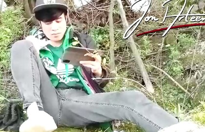 What a big endless precumming! How many loads of precum before squirting the big final ejaculation
