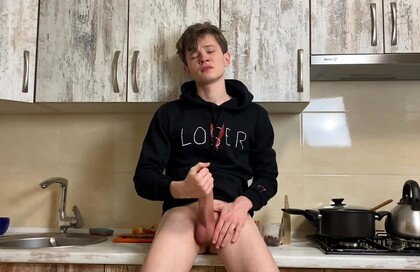 Horny College Boy Wanking at Kitchen in Сhummery & Monster Cock / Big Load