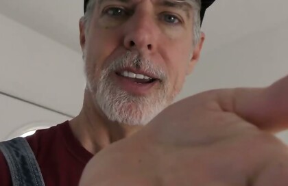 ManPuppy: Richard Lennox Squashes Small Squatter in Huge Mishap