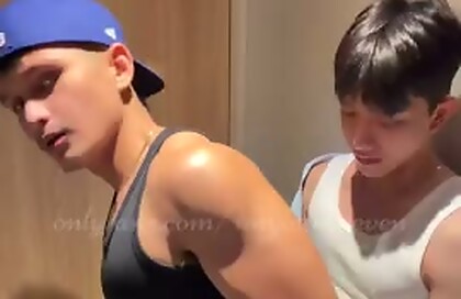 Ducal fucks in a restroom