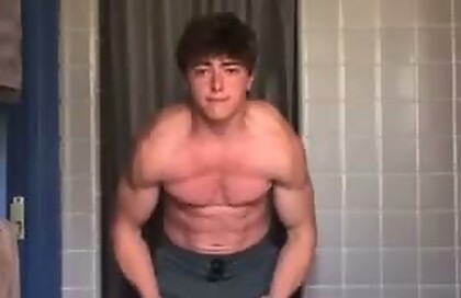 Ryan Sheahan Flexing and Posing Compilation