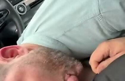 Puta Tragando en el Coche