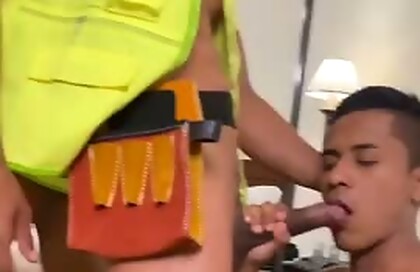The Plumber Fix His Pipes