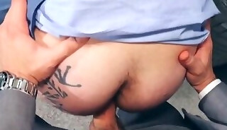 dando o rabo para o cliente da concessionaria